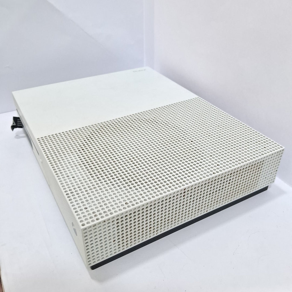 CONSOLA DE VIDEOJUEGO MICROSOFT XBOX ONE S 1 TB (SEMINUEVO)