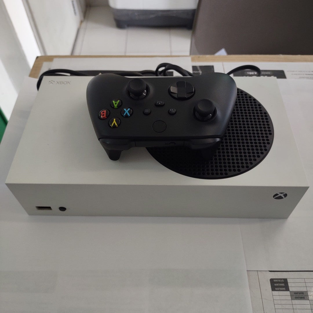 CONSOLA DE VIDEOJUEGO MICROSOFT XBOX SERIES S 512 GB SSD (SEMINUEVO)
