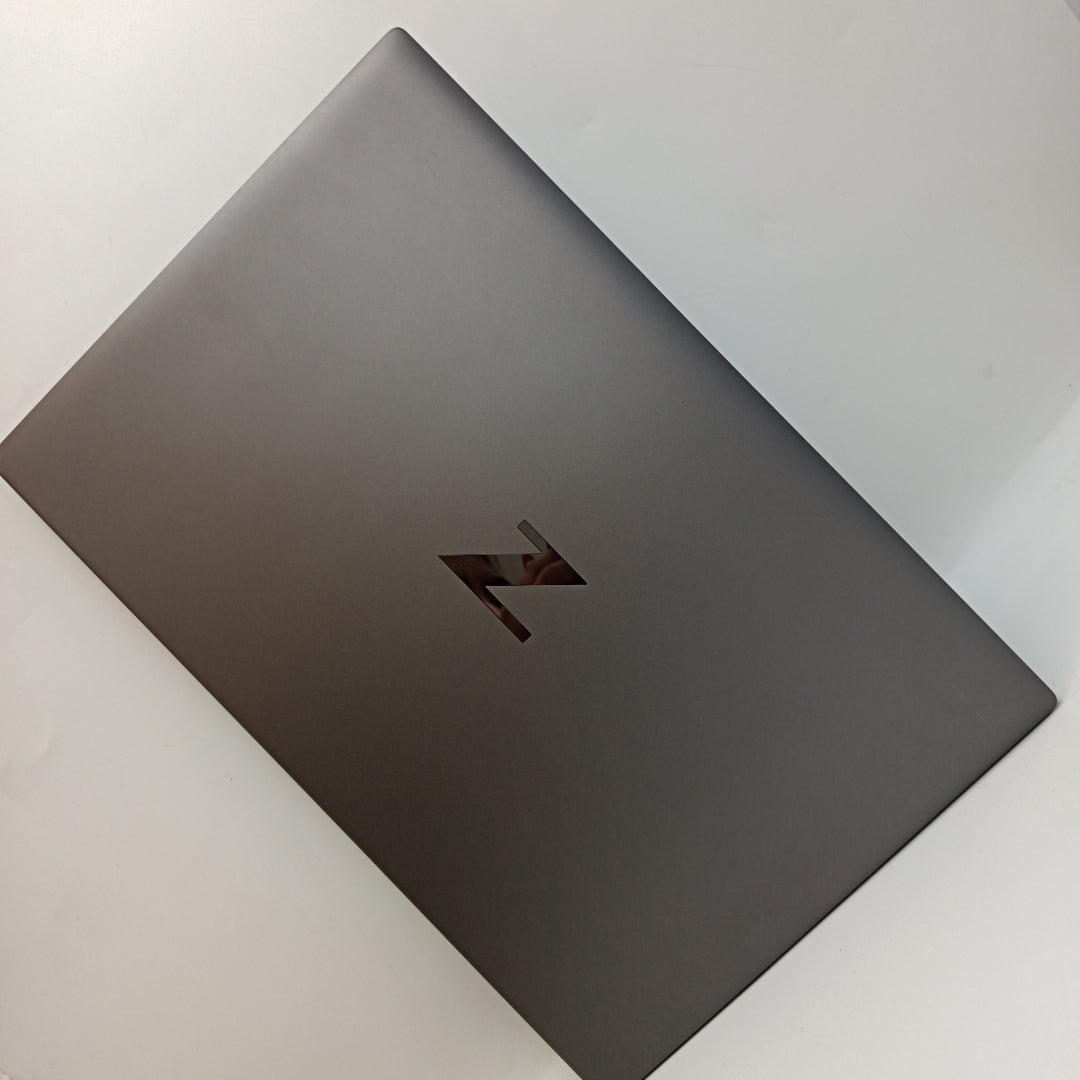 LAPTOP HP ZBOOK FIREFLY 14 G8 (2022) 512 GB SSD 16 GB RAM (SEMINUEVO)