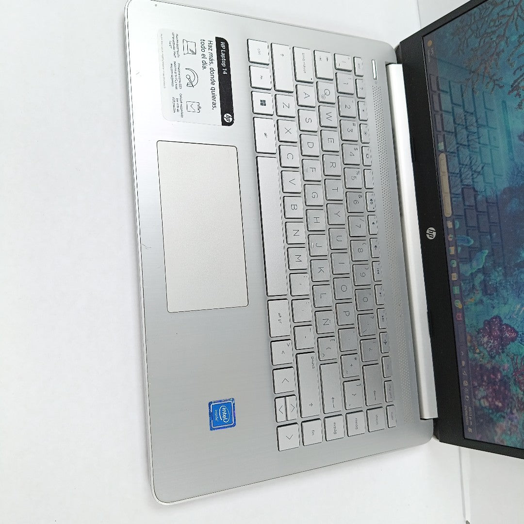 LAPTOP HP 14-DQ0527LA (2023) 256 GB SSD 8 GB RAM (SEMINUEVO)