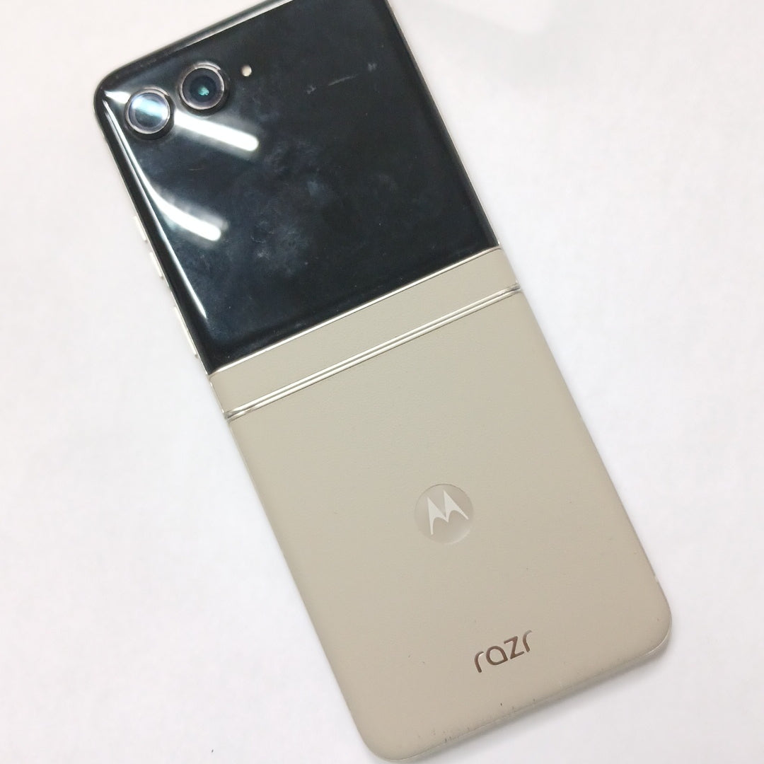 CELULAR MOTOROLA RAZR 50 5G XT2453-1 512 GB 12 GB RAM (SEMINUEVO)