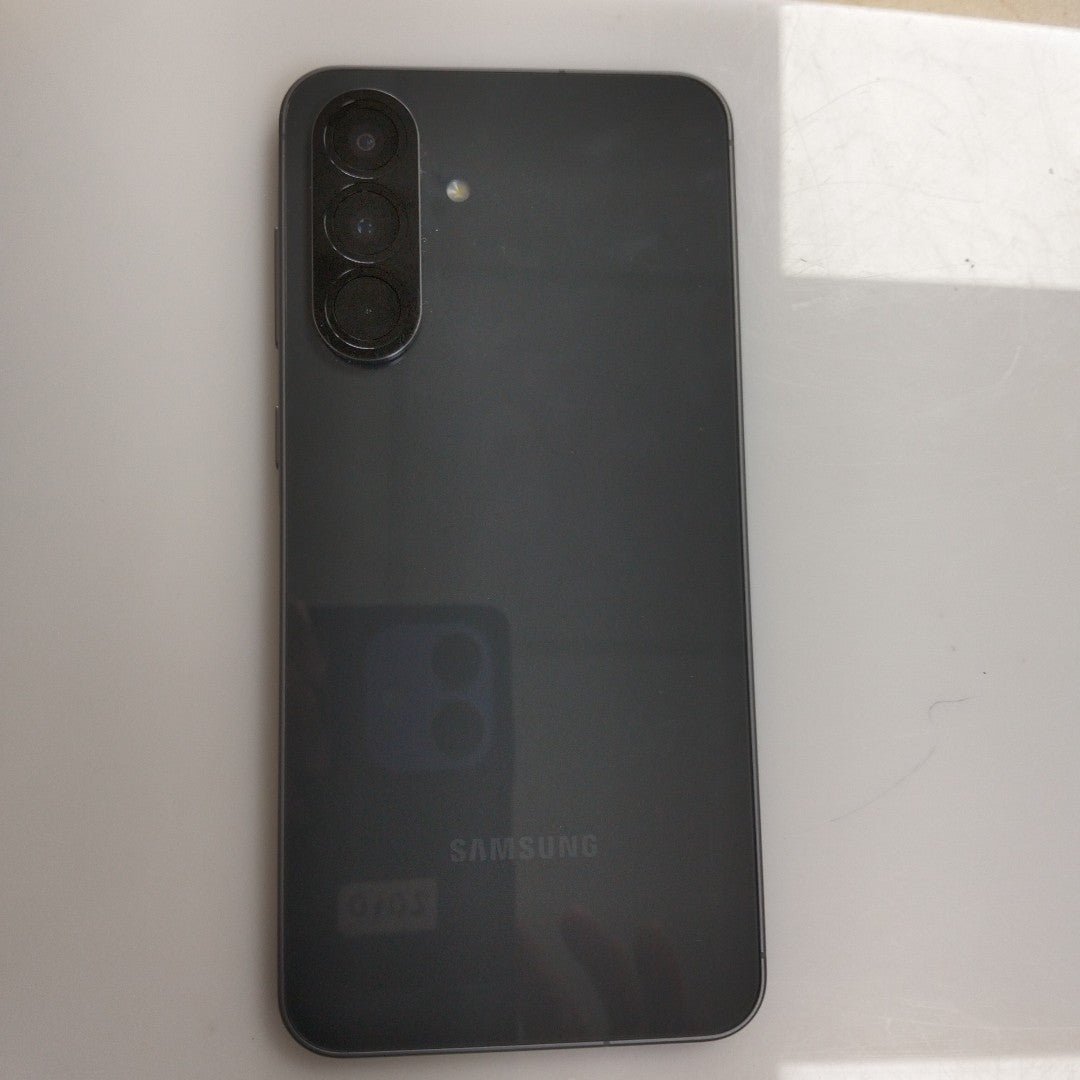 CELULAR SAMSUNG GALAXY A56 SM-A566E (2025) 256 GB 8 GB RAM (SEMINUEVO)