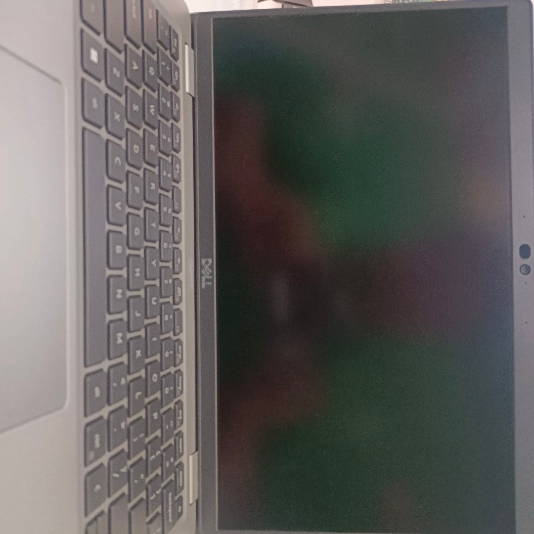 LAPTOP DELL LATITUDE 5430 (2022) 512 GB SSD 16 GB RAM (SEMINUEVO)