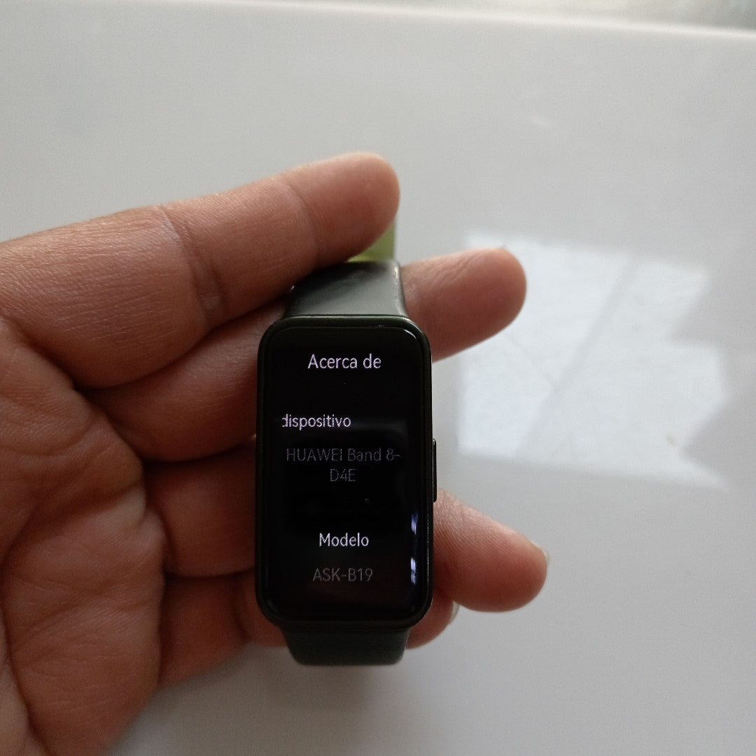 SMARTWATCH HUAWEI BAND 8  ASK-B19 FITBAND BLUETOOTH (SEMINUEVO)