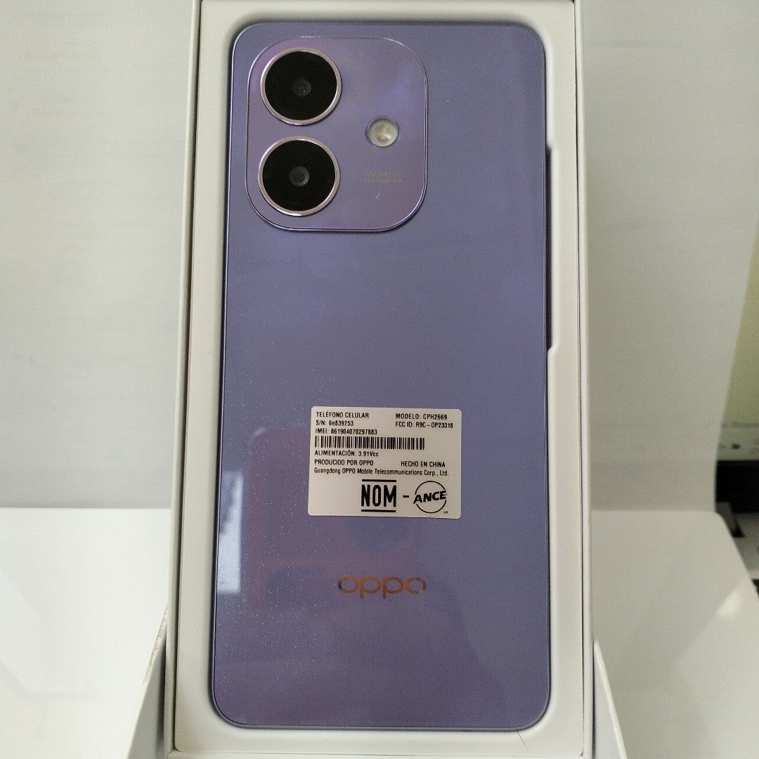 CELULAR OPPO  A40 CPH2669 (2024) 256 GB 4 GB RAM (SEMINUEVO)
