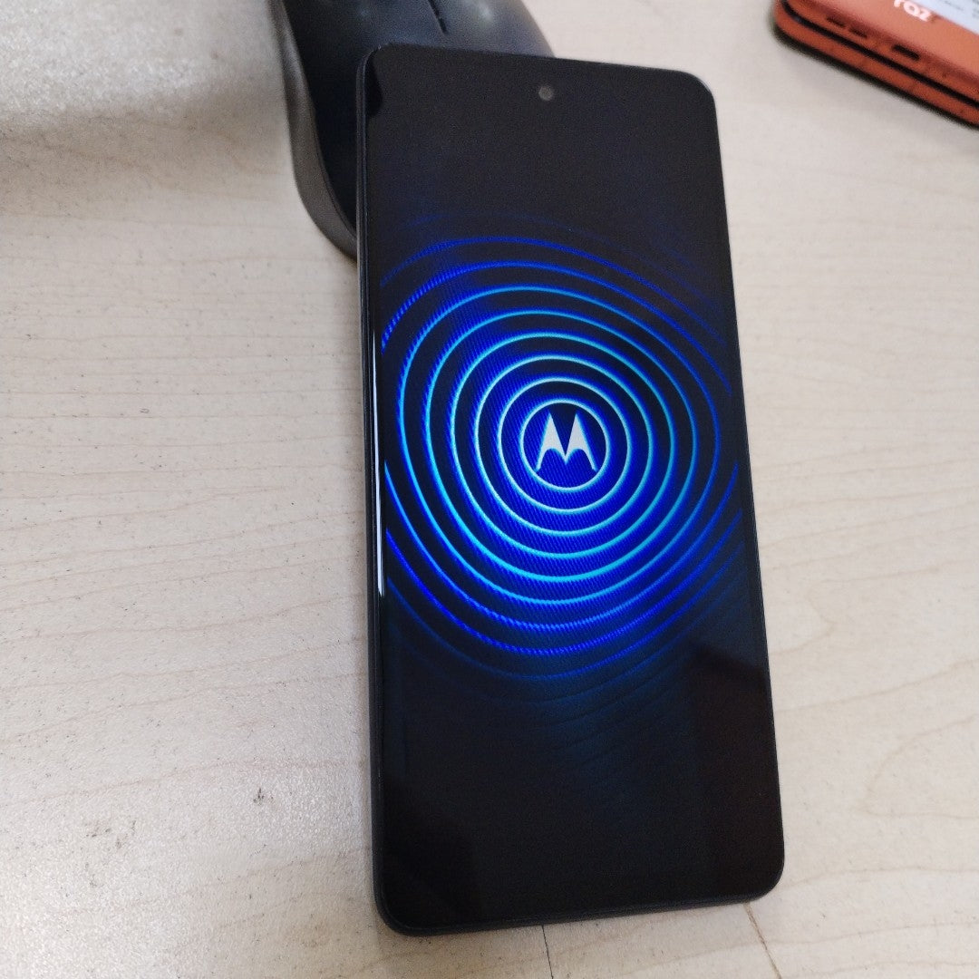 CELULAR MOTOROLA MOTO G24 POWER XT2425-1 (2024) 256 GB 8 GB RAM (SEMINUEVO)
