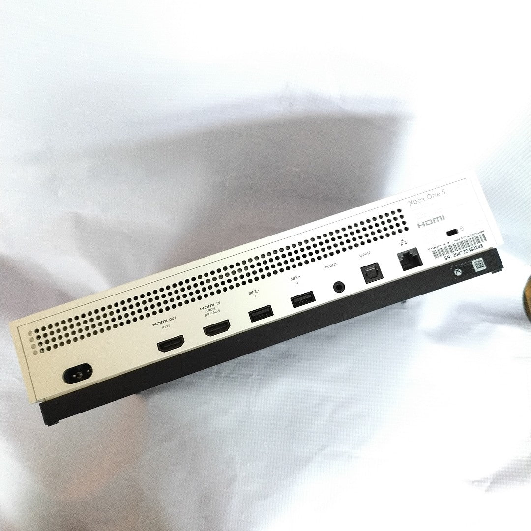 CONSOLA DE VIDEOJUEGO MICROSOFT XBOX ONE S 500 GB  (SEMINUEVO)
