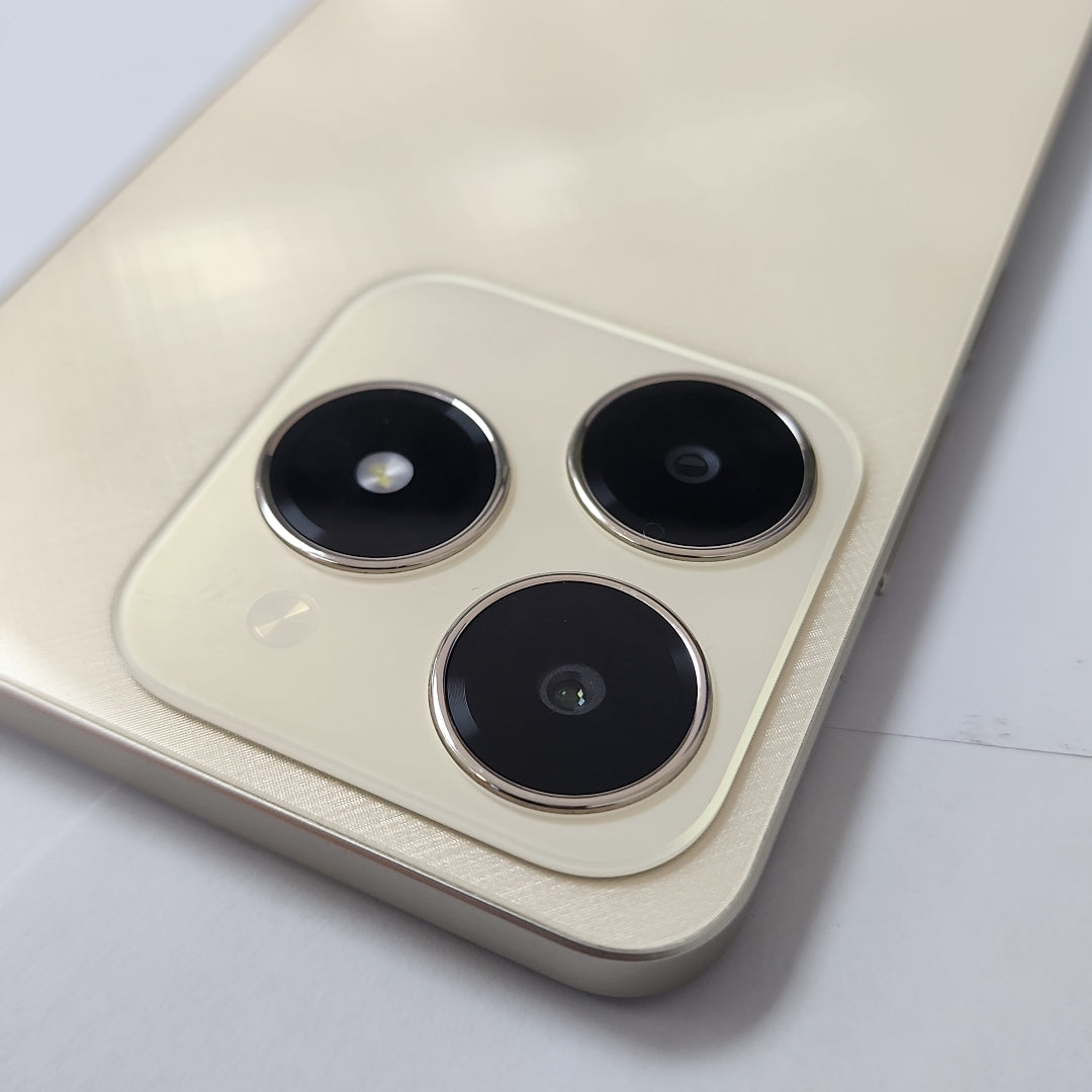 CELULAR REALME C61 RMX3930 (2024) 256 GB 4 GB RAM (SEMINUEVO)