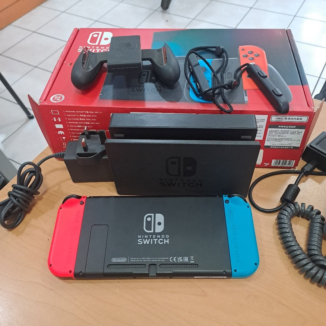 CONSOLA DE VIDEOJUEGO NINTENDO SWITCH 1.1 32 GB (SEMINUEVO)