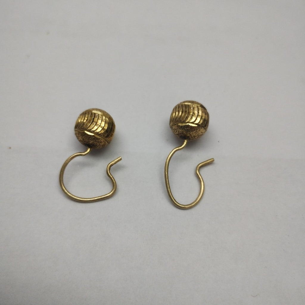 ARETES PAR. ORO. 10 K 1.8 GRMS (SEMINUEVO)