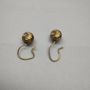 ARETES PAR. ORO. 10 K 1.8 GRMS (SEMINUEVO)