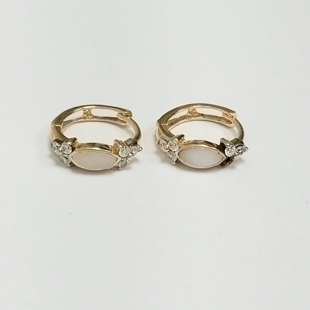 ARETES PAR. ORO. 10 K 1.5 GRMS (SEMINUEVO)