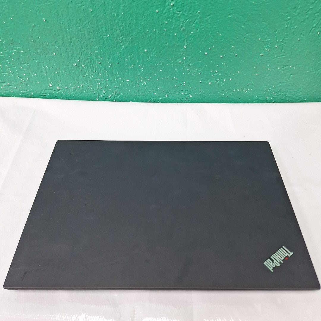 LAPTOP LENOVO THINKPAD T14 GEN 2 (2022) 256 GB SSD 16 GB RAM (SEMINUEVO)