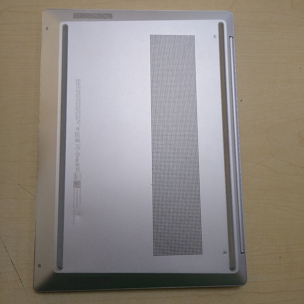 LAPTOP HP PAVILION PLUS 14-EH1002LA (2024) 512 GB SSD 16 GB RAM (SEMINUEVO)