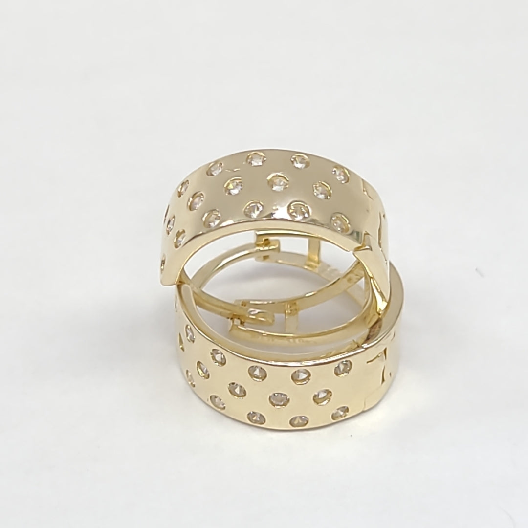 HUGGIES ORO 14K 2.6 (NUEVO)