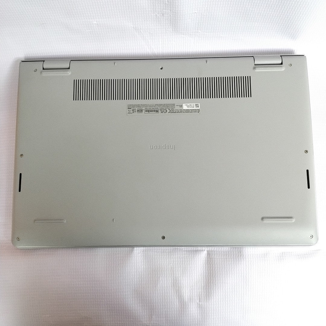 LAPTOP DELL INSPIRON 15 3520 (2024) 1 TB SSD 16 GB RAM (SEMINUEVO)