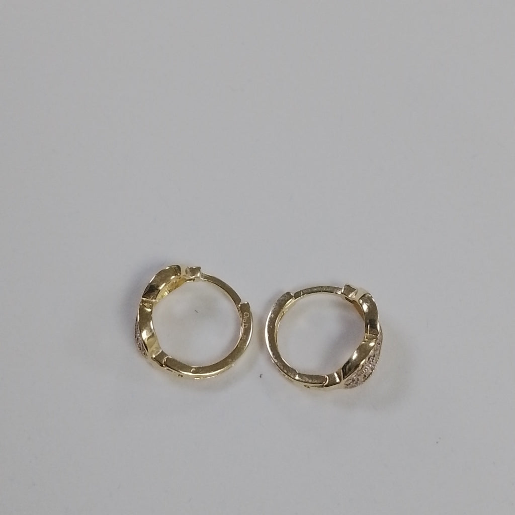 HUGGIES ORO 14K 1.8 (NUEVO)