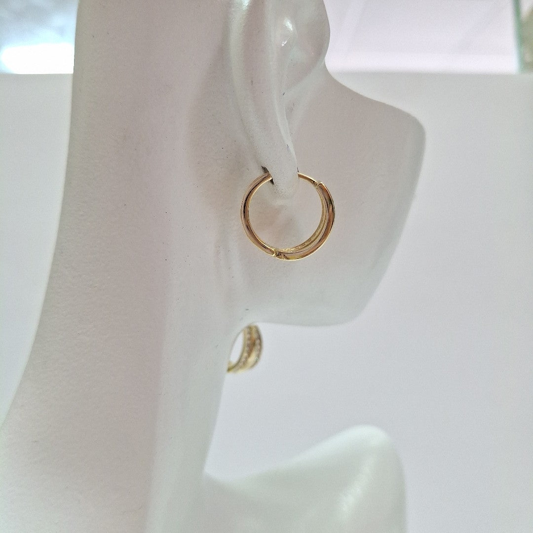 HUGGIES ORO 14K 2.7 (NUEVO)