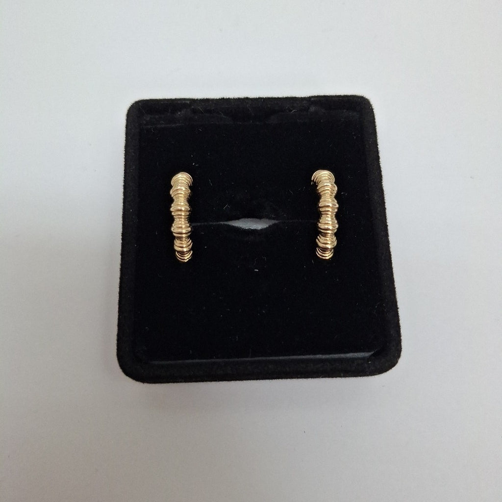 HUGGIES ORO 14K 2.8 (NUEVO)