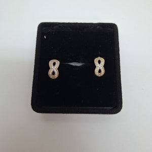 HUGGIES ORO 14K 1.7 (NUEVO)