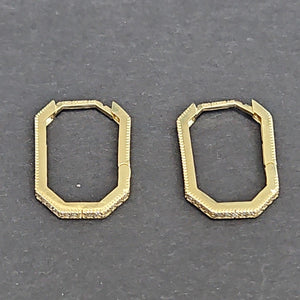 HUGGIES ORO 14K 2.6 (NUEVO)