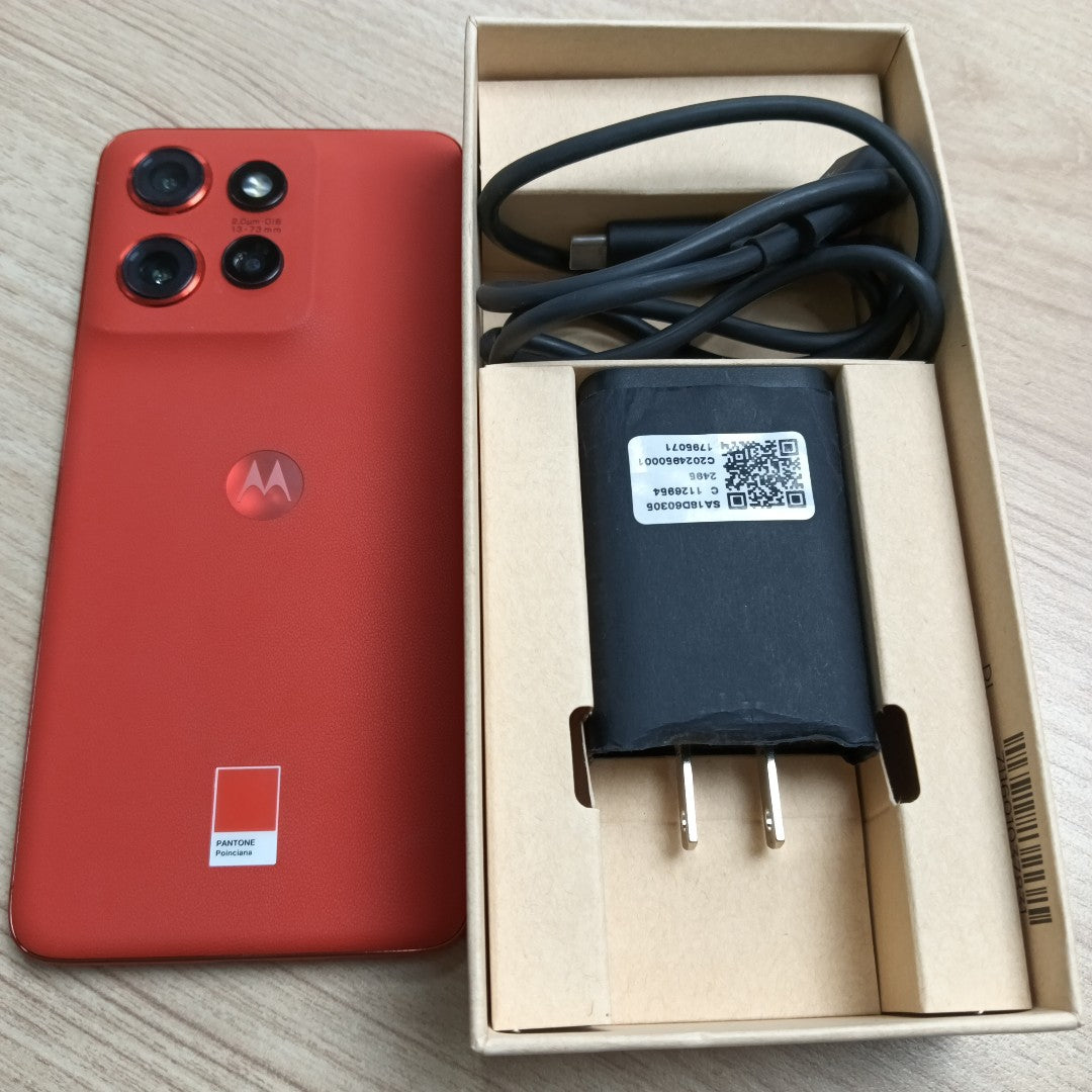 CELULAR MOTOROLA EDGE 50 NEO XT2409-2 (2024) 256 GB 8 GB RAM (SEMINUEVO)