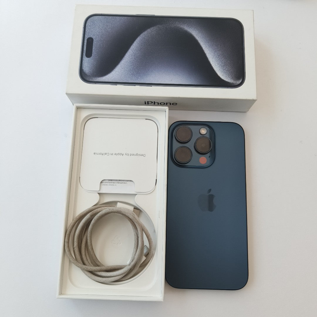 CELULAR APPLE IPHONE 15 PRO A3104 128 GB 8 GB RAM (SEMINUEVO)