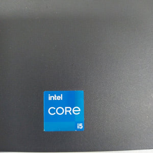 LAPTOP DELL VOSTRO 3420 (2023) 256 GB SSD 8 GB RAM (SEMINUEVO)