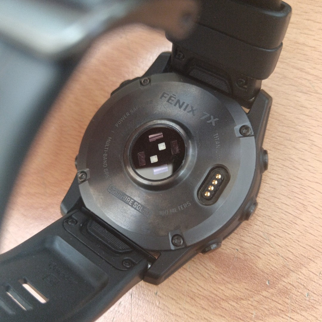 SMARTWATCH GARMIN FENIX 7X SAPPHIRE SOLAR 51 MM GPS (SEMINUEVO)
