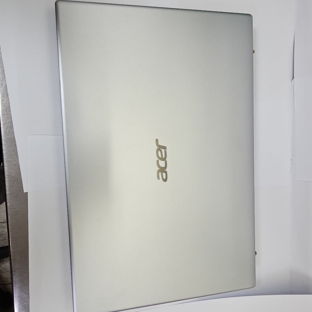 LAPTOP ACER ASPIRE 3 A315-58-3550 (2022) 128 GB SSD 4 GB RAM (SEMINUEVO)