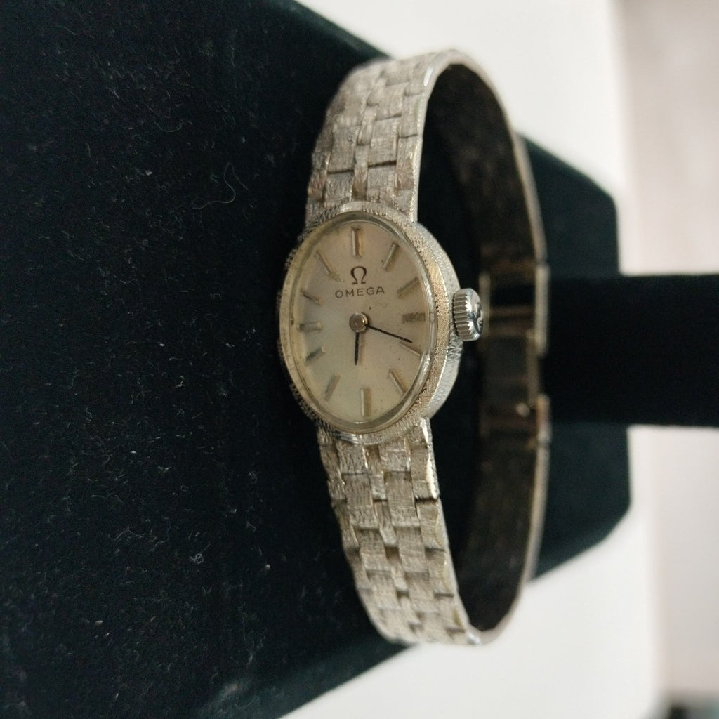 RELOJ CAJA Y PULSO ORO ORO BLANCO 18 K 28,90 GRMS (SEMINUEVO)