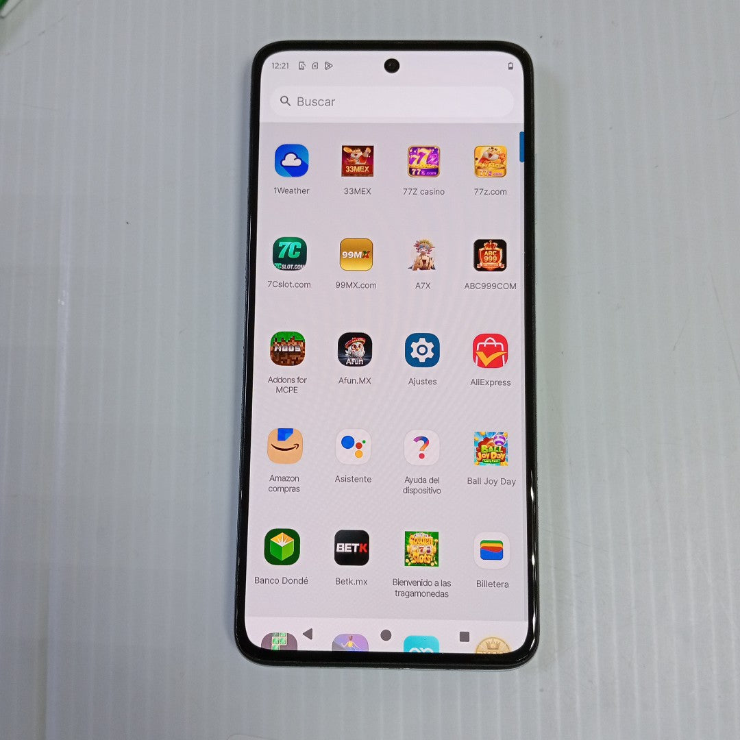 CELULAR MOTOROLA MOTO G84 XT2347-1 (2023) 256 GB 8 GB RAM (SEMINUEVO)