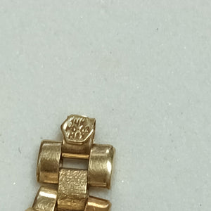 ARETES PAR. ORO. 14 K 2.8 GRMS (SEMINUEVO)