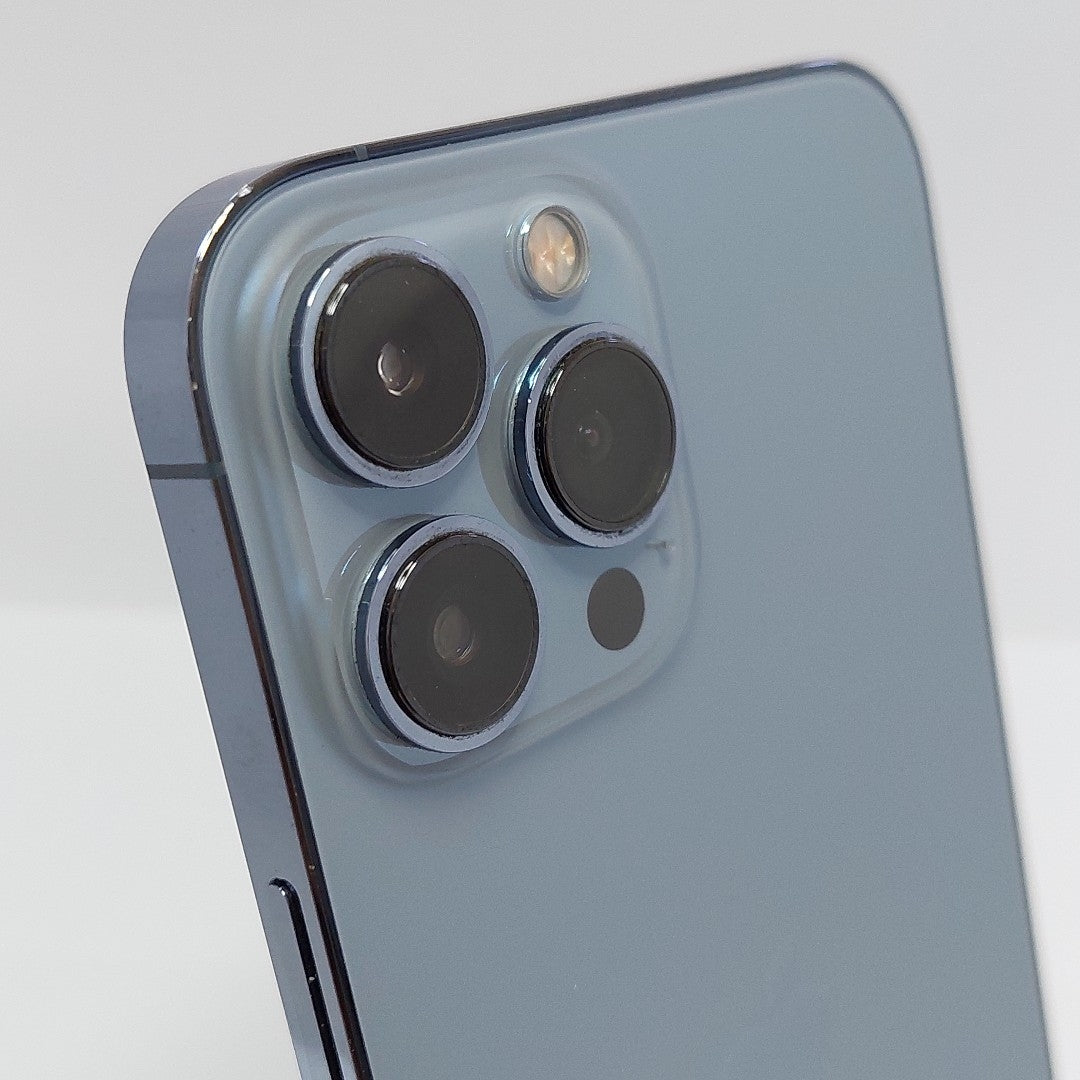 CELULAR APPLE IPHONE 13 PRO MAX A2484 128 GB 6 GB RAM (SEMINUEVO)
