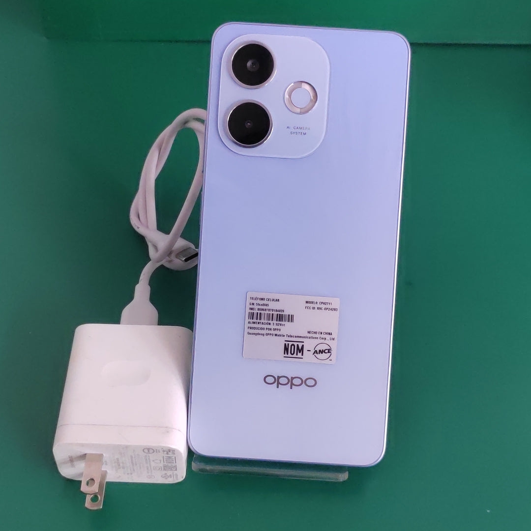 CELULAR OPPO  A5 PRO CPH2711 (2025) 256 GB 8 GB RAM (SEMINUEVO)