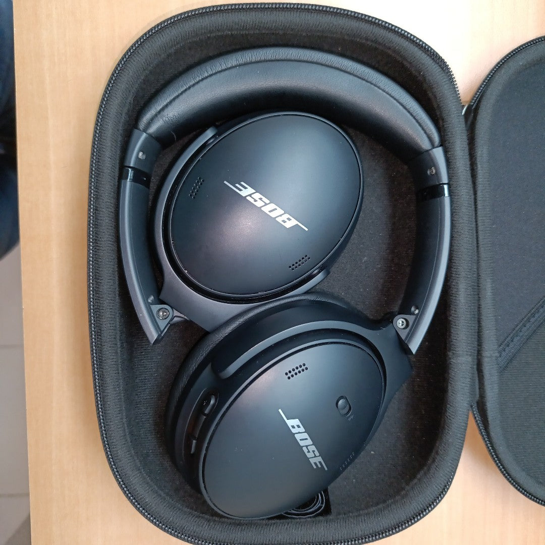 AUDIFONOS BOSE QUIETCOMFORT 45 INALAMBRICO OVER EAR (SEMINUEVO)