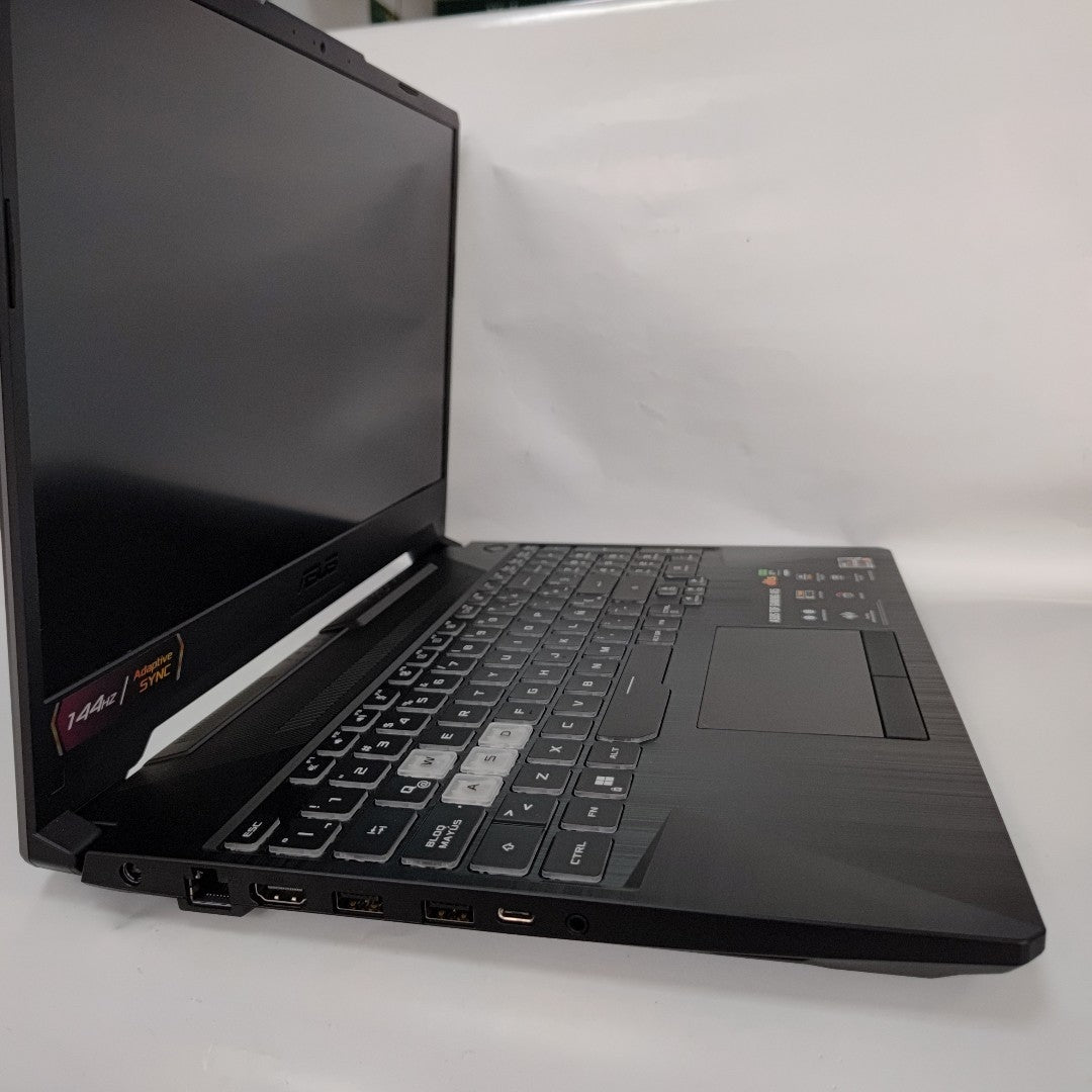 LAPTOP ASUS TUF GAMING A15 FA506NF-HN030W (2024) 512 GB SSD 8 GB RAM (SEMINUEVO)