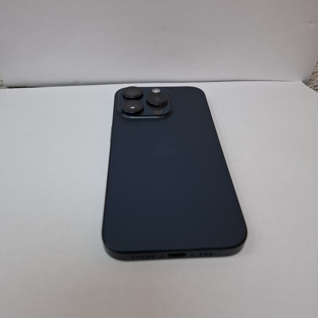 CELULAR APPLE IPHONE 15 PRO A3101 128 GB 8 GB RAM (SEMINUEVO)