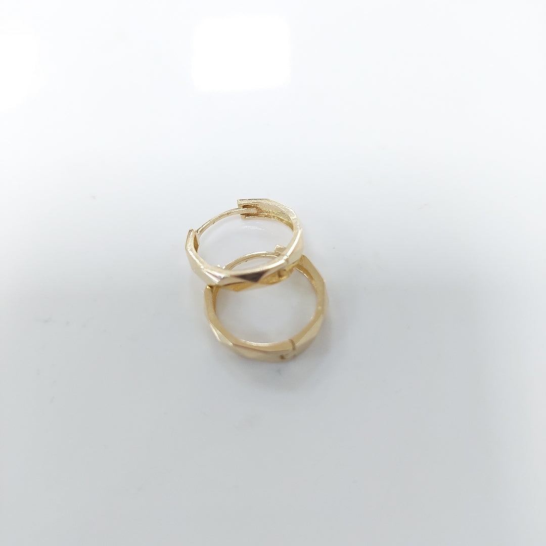 HUGGIES ORO 14K 1.5 (NUEVO)