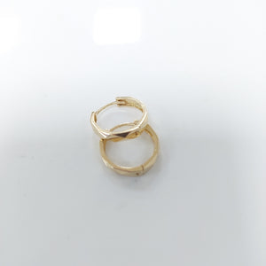 HUGGIES ORO 14K 1.5 (NUEVO)