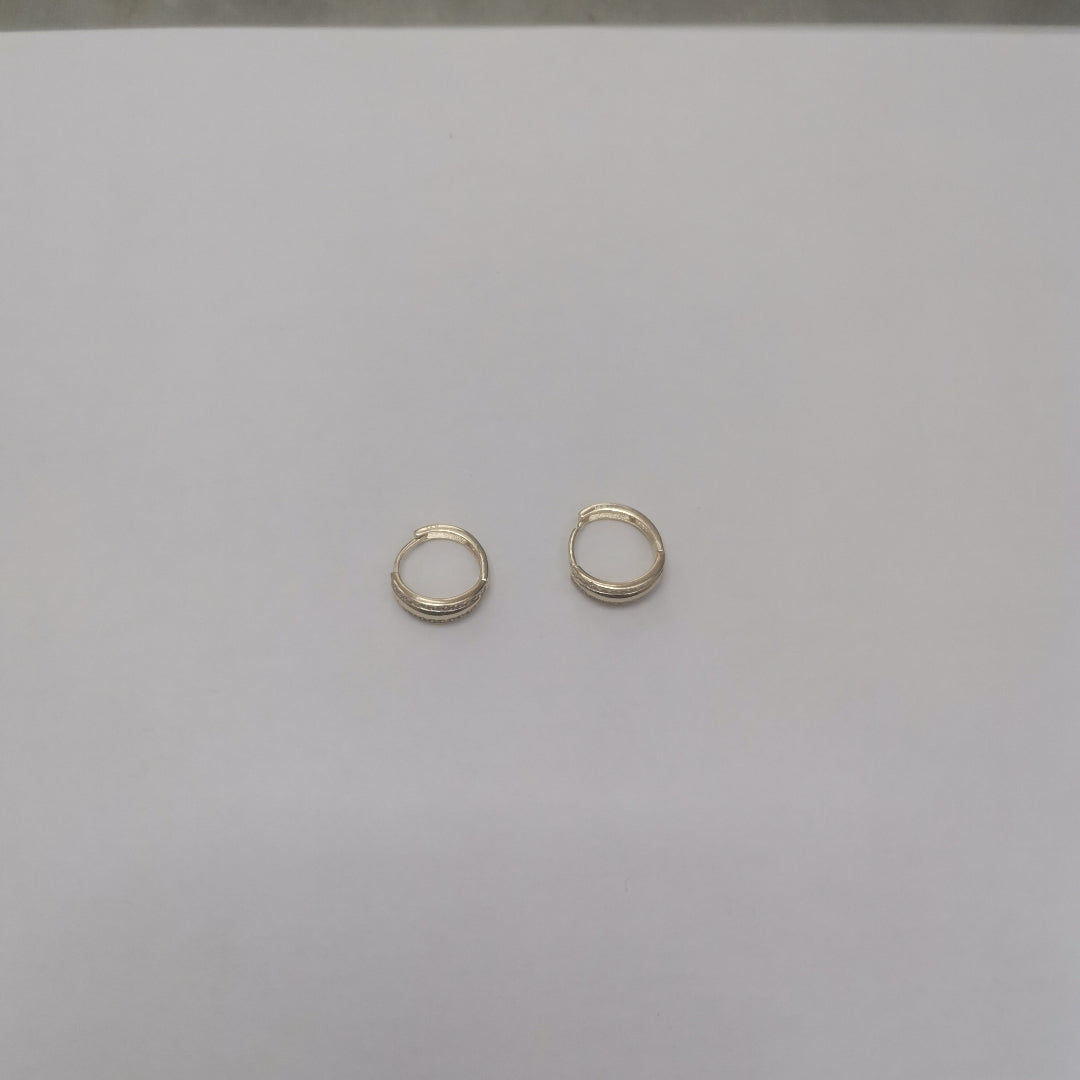 HUGGIES ORO 14K 2.8 (NUEVO)
