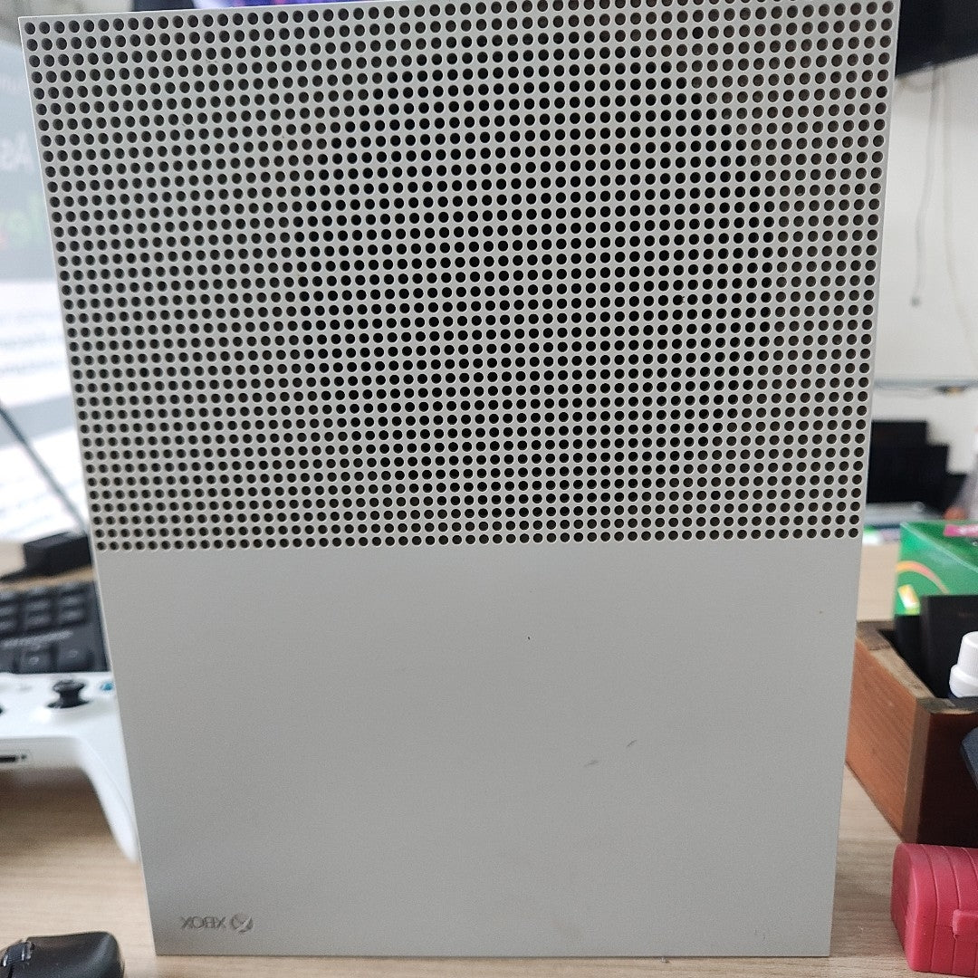 CONSOLA DE VIDEOJUEGO MICROSOFT XBOX ONE S 1 TB (SEMINUEVO)