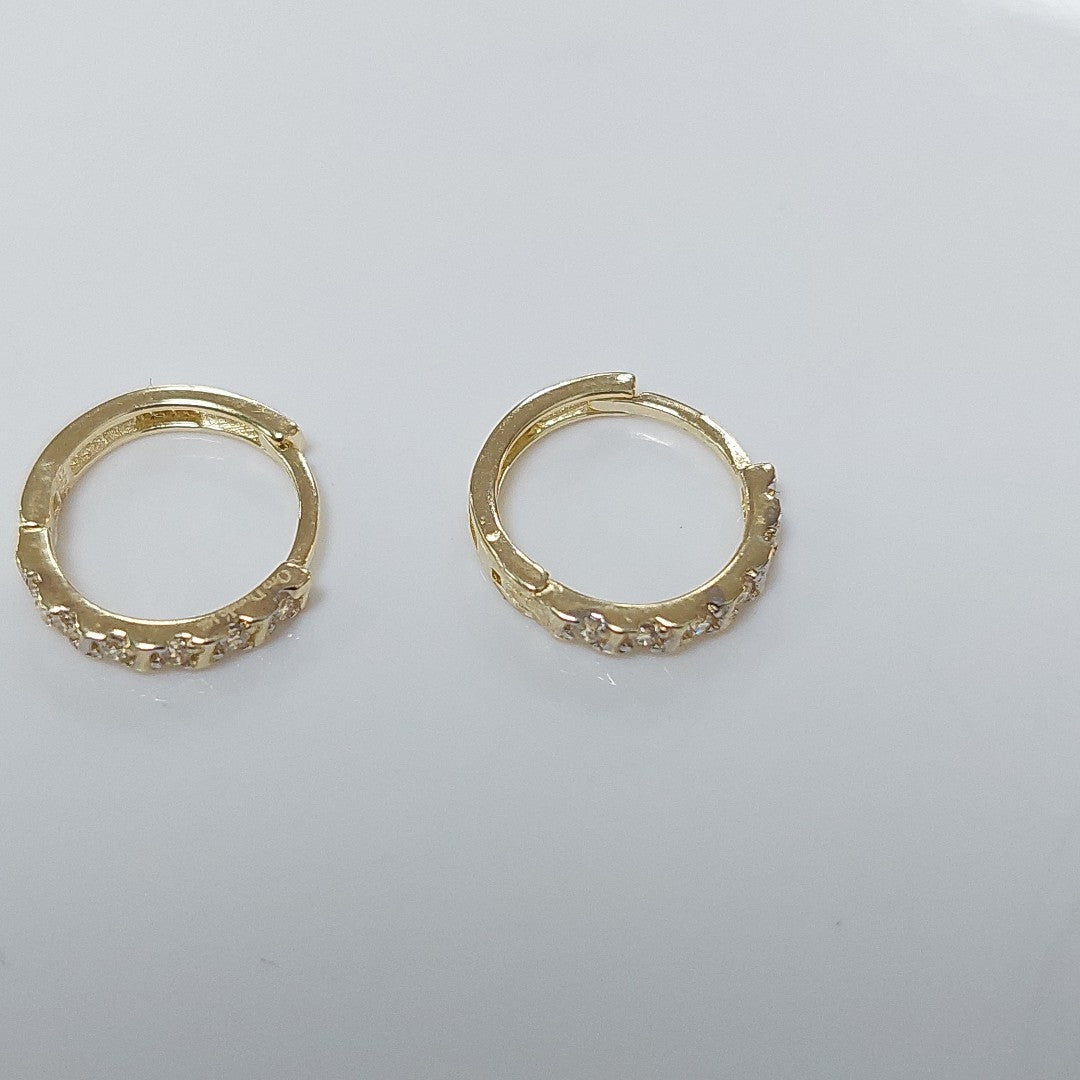 HUGGIES ORO 14K 1.1 (NUEVO)