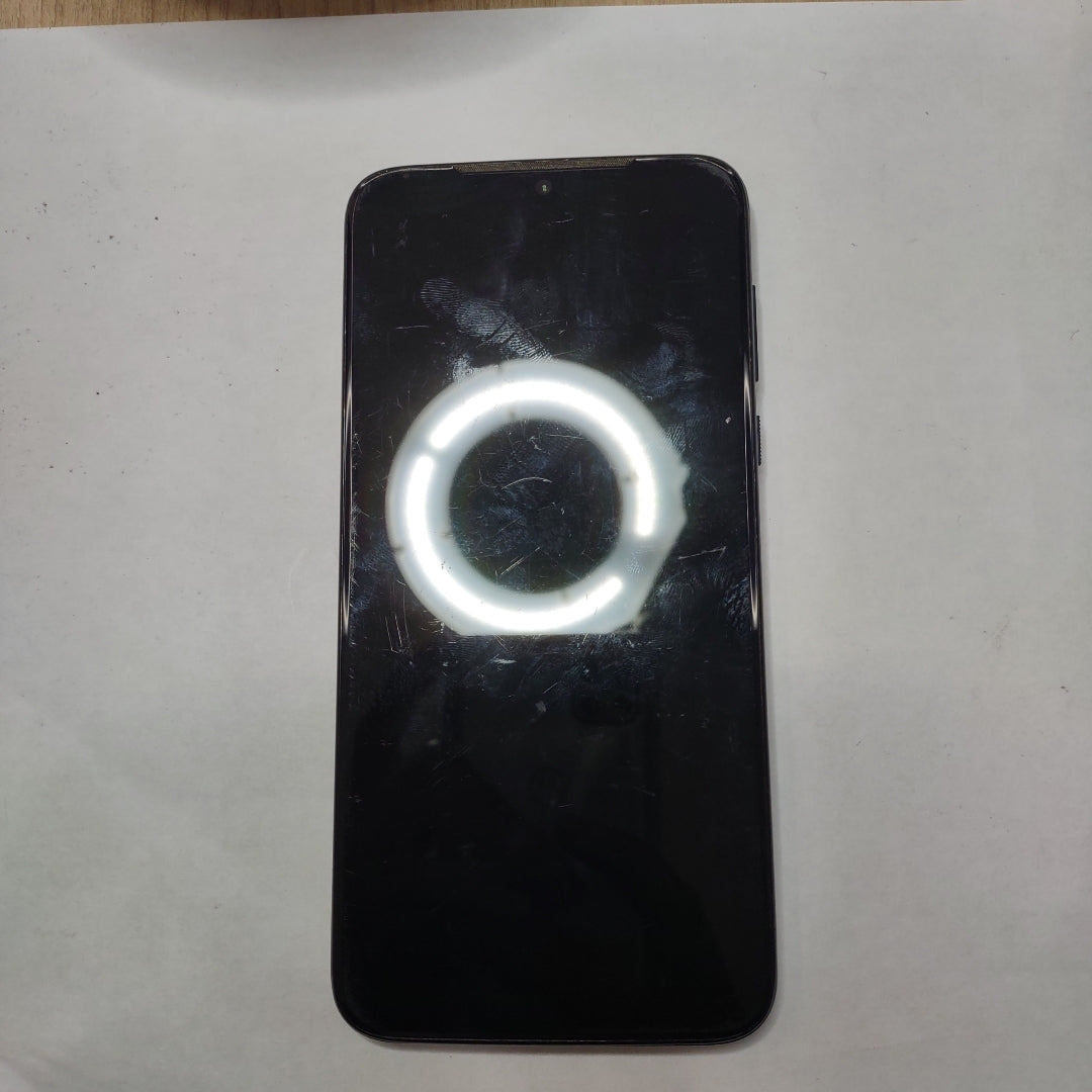 CELULAR MOTOROLA MOTO G8 PLUS XT2019-2 64 GB 4 GB RAM (SEMINUEVO)
