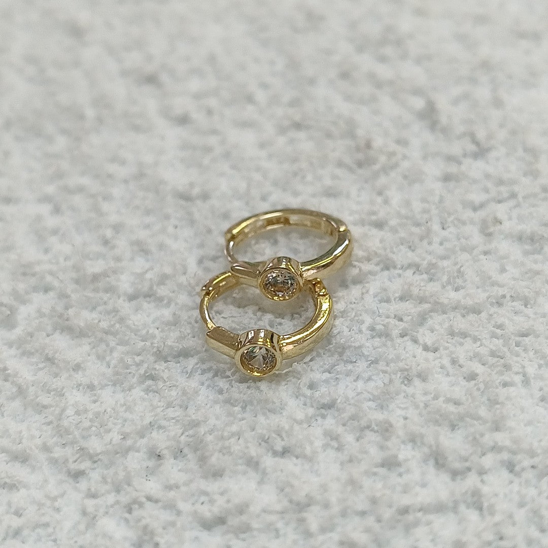 HUGGIES ORO 14K 1.4 (NUEVO)