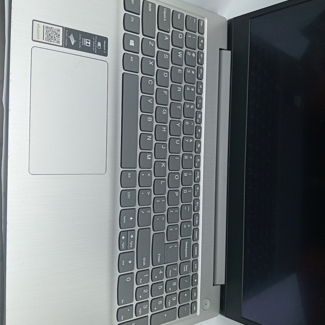 LAPTOP LENOVO IDEAPAD 3 15IIL05 (2020) 256 GB SSD 12 GB RAM (SEMINUEVO)