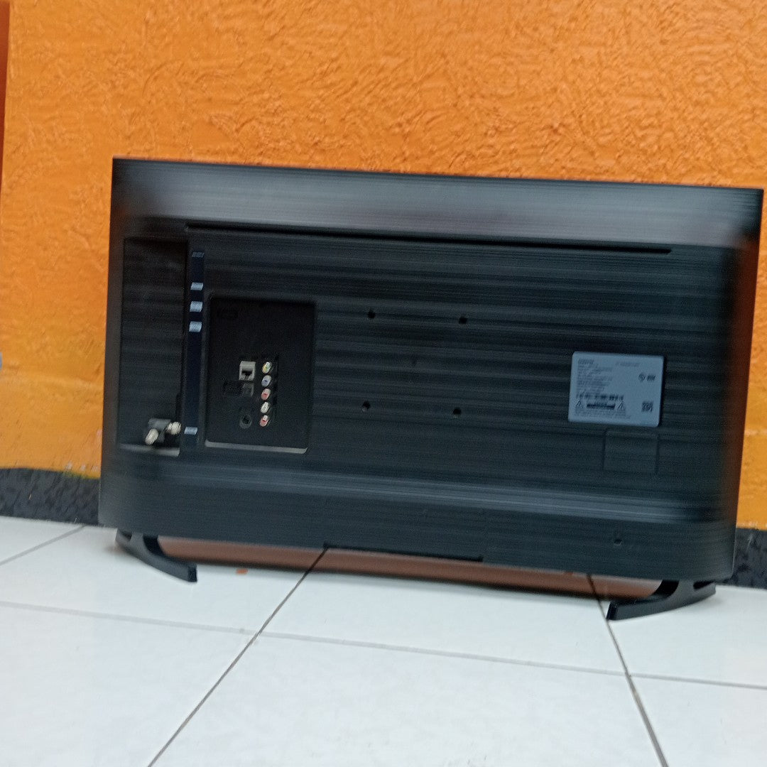 PANTALLA SAMSUNG BE32T-B (2024) 32" LED HD (SEMINUEVO)