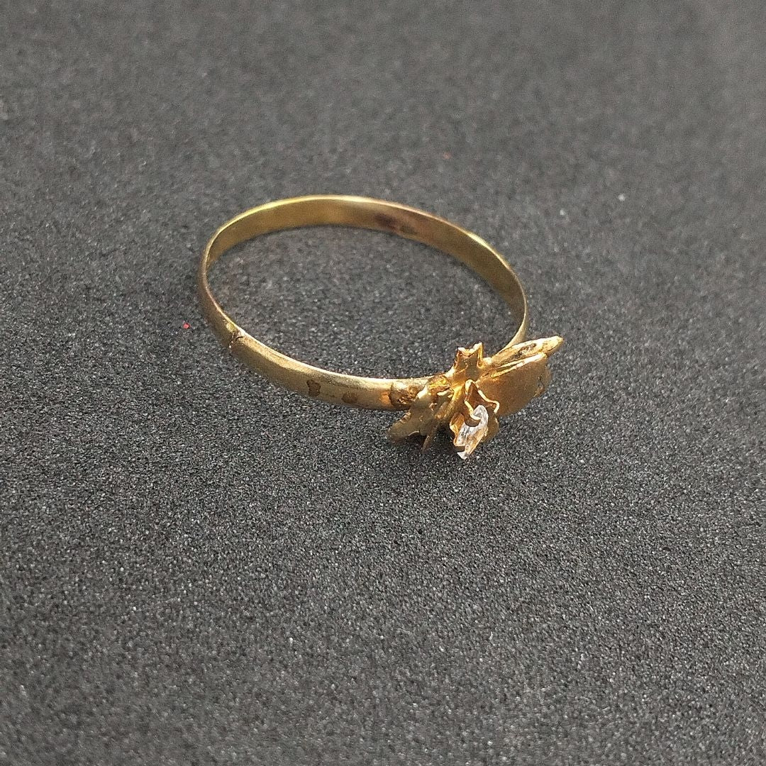 ANILLITO. ORO. 8 K 0.7 GRMS (SEMINUEVO)