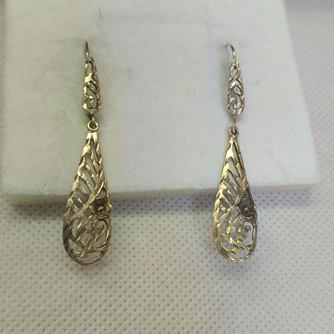 ARETES PAR. ORO. 10 K 3.3 GRMS (SEMINUEVO)