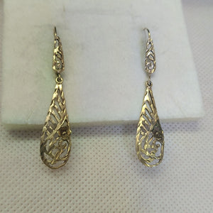 ARETES PAR. ORO. 10 K 3.3 GRMS (SEMINUEVO)